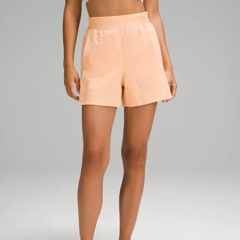 Lululemon Stretch Woven High-Rise Short 4” XL Peach Bellini Summer Athletic Run